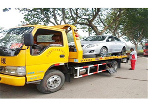 盐城附近24小时汽车拖车服务热线